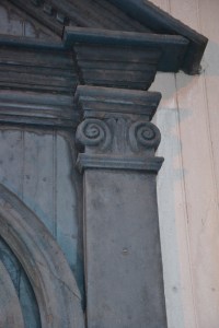 Detalj fra inngangsparti, Tynset kirke