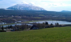 Selv om sommeren kan Tron være delvis dekket av snø