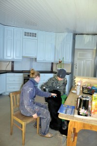 Formiddagsmat på kjøkkenet