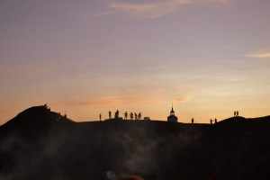 Der så vi Elden, en flott forestilling som spilles årlig inne i slegghaugan