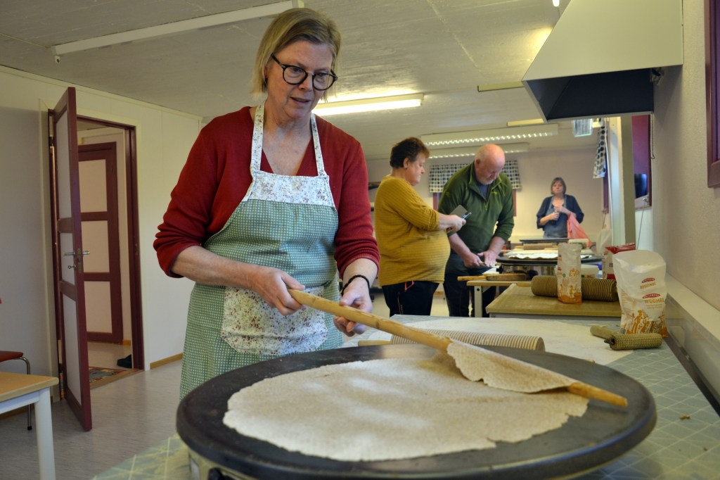 og rulles ut på den varme takka